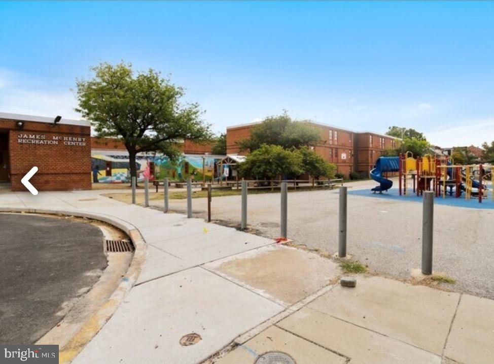 111 East Cross Street Baltimore, MD 21230 - Photo 29 of 36 a view of a basketball court