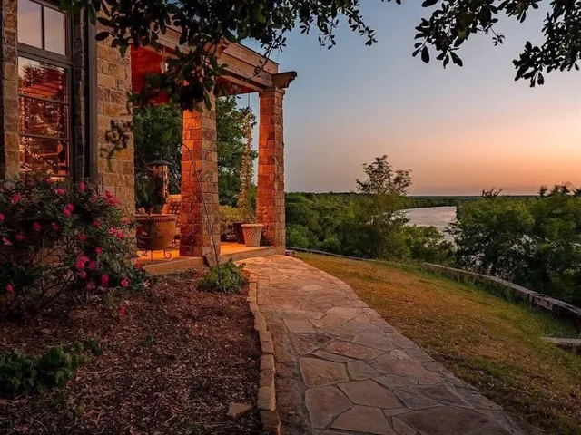 $3,950,000 | 362 Ridgeoak Court, Weatherford, TX 76087