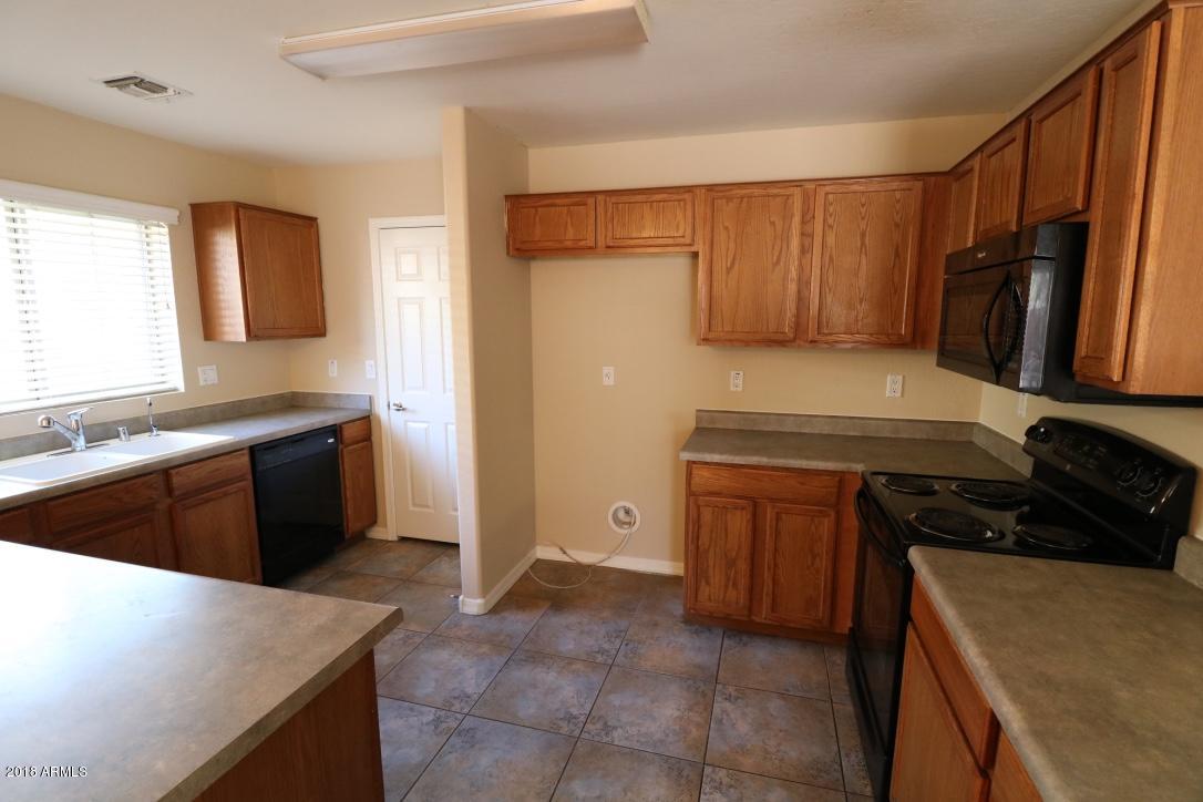 3127 West Pecan Road Phoenix, AZ 85041 - Photo 4 of 14 thumb_IMG_1547_1024