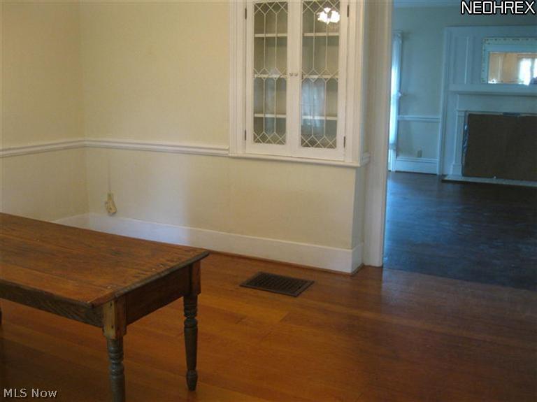 36245 Ridge Road Willoughby, OH 44094 - Photo 5 of 13 Gallery Image 5