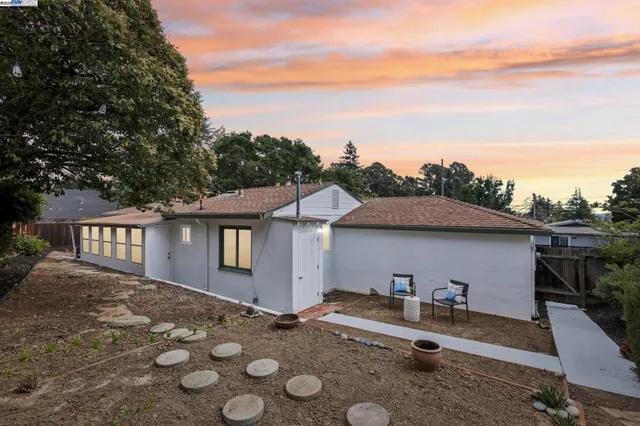 $898,000 | 4866 Seven Hills Road, Castro Valley, CA 94546