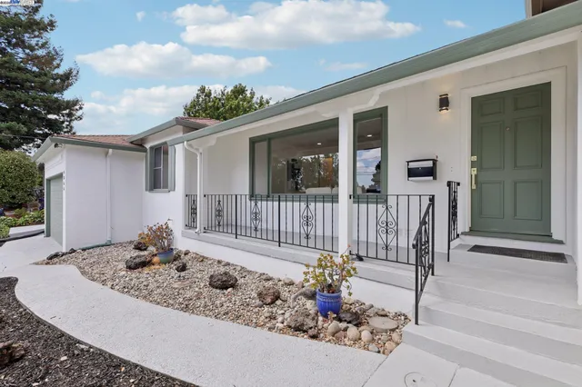 $898,000 | 4866 Seven Hills Road, Castro Valley, CA 94546