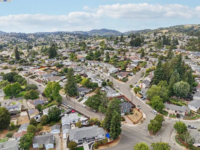 $898,000 | 4866 Seven Hills Road, Castro Valley, CA 94546