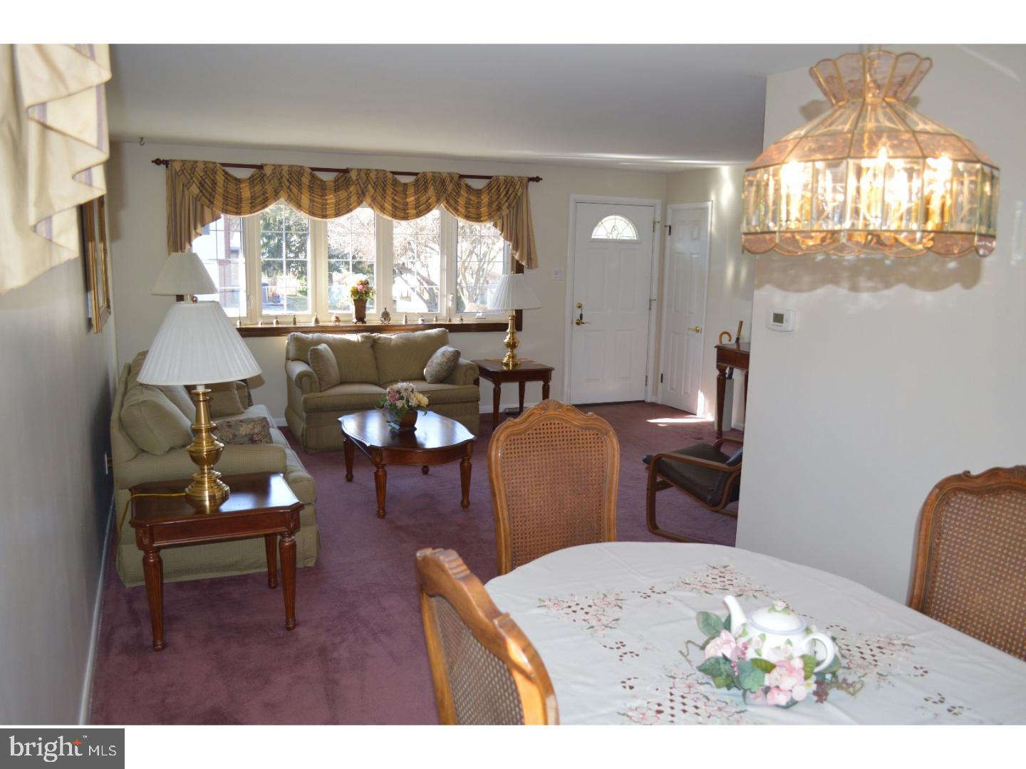 613 Cambridge Road Brookhaven, PA 19015 - Photo 5 of 25 Dining Room