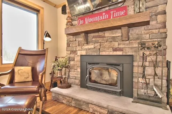 a close view of fireplace in a room