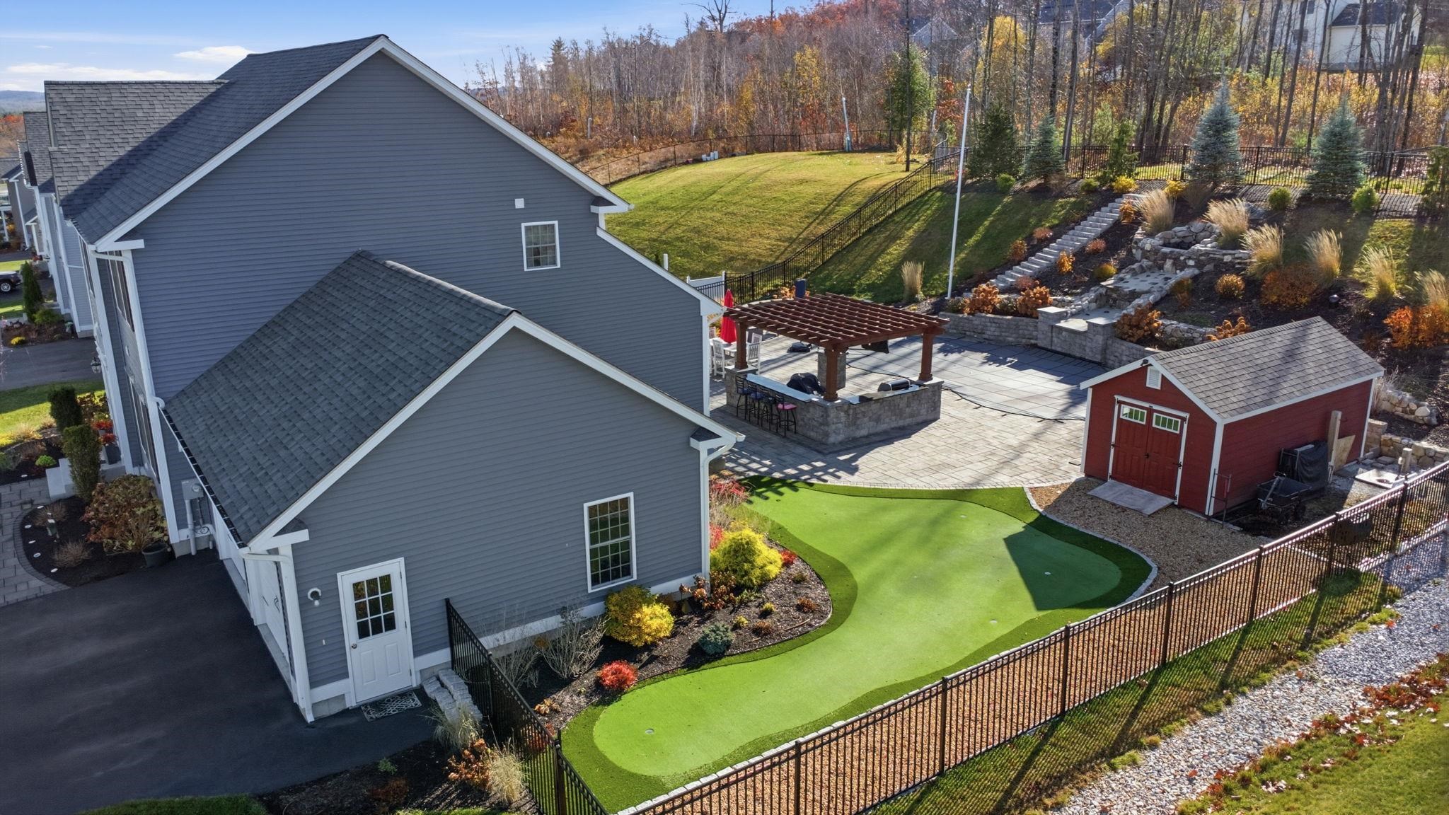 191 Brookview Drive Hooksett, NH 03106 - Photo 4 of 35