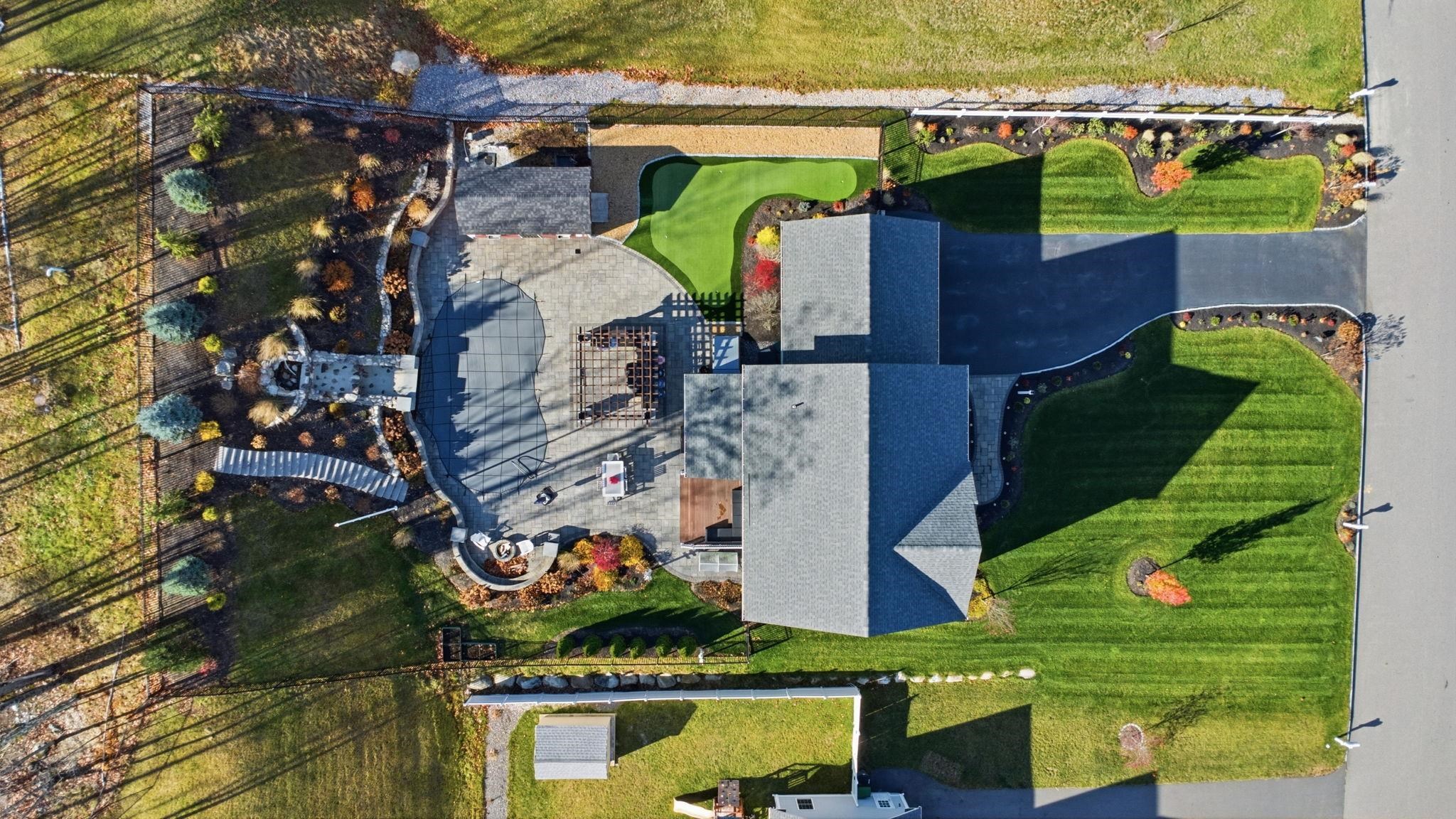 191 Brookview Drive Hooksett, NH 03106 - Photo 5 of 35