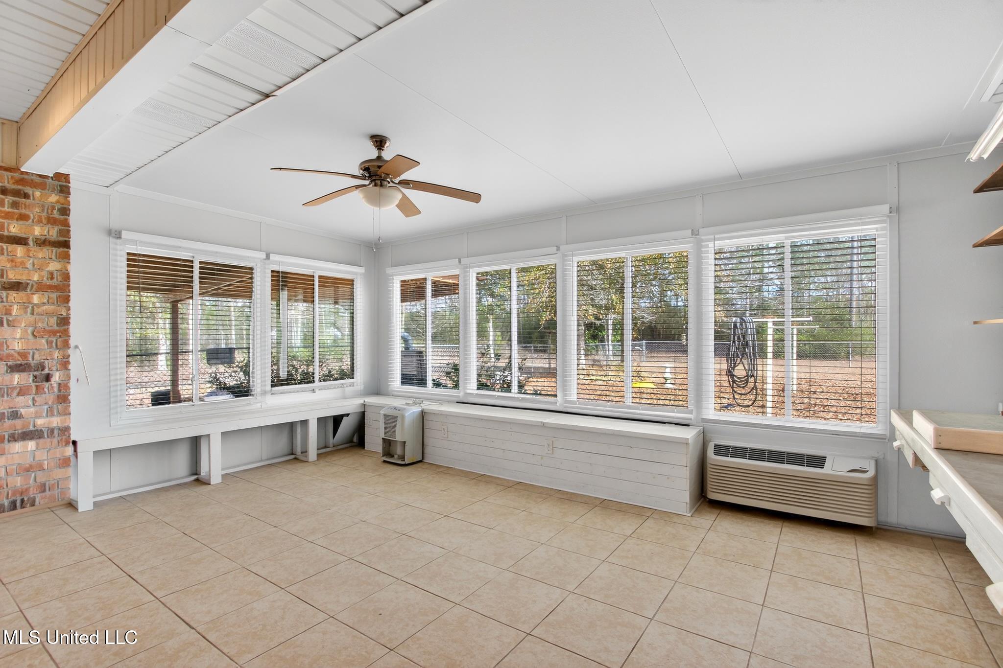 19270 Fenton Dedeaux Road Kiln, MS 39556 - Photo 12 of 22 fenton 20