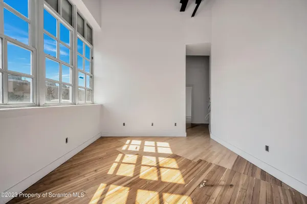 $2,300 | 430-438 Penn Avenue, Unit 213, Scranton, PA 18503