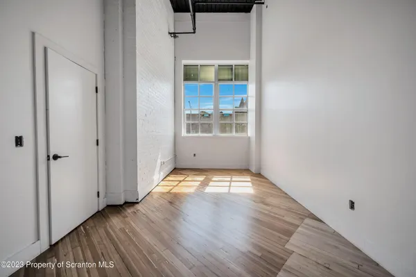 $2,300 | 430-438 Penn Avenue, Unit 213, Scranton, PA 18503