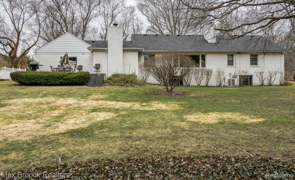 245 Barden Road Bloomfield Hills, MI 48304 - Photo 14 of 15 PATIO BEHIND HOME