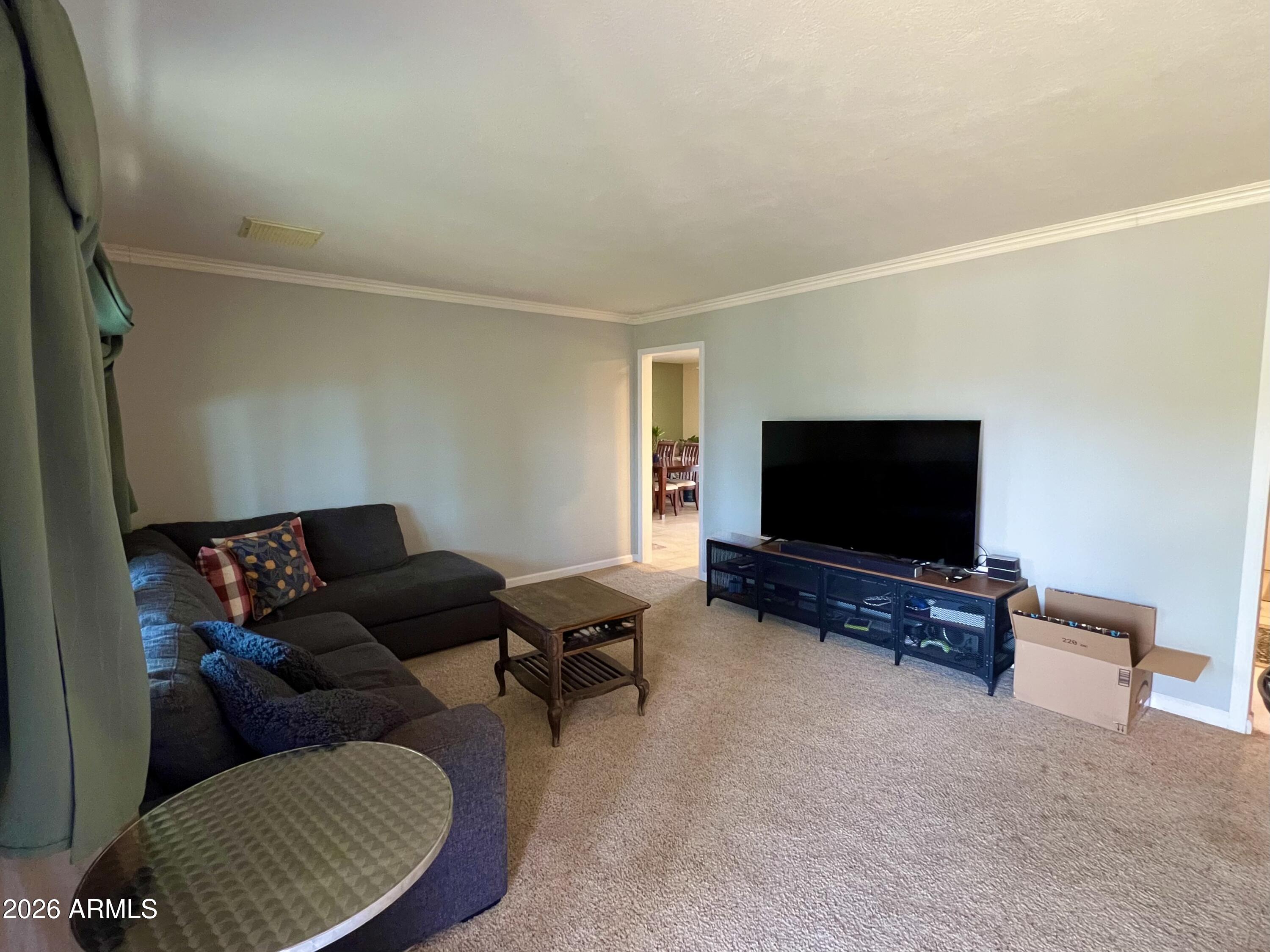 2439 West Freeway Lane Phoenix, AZ 85021 - Photo 4 of 28 IMG_7654