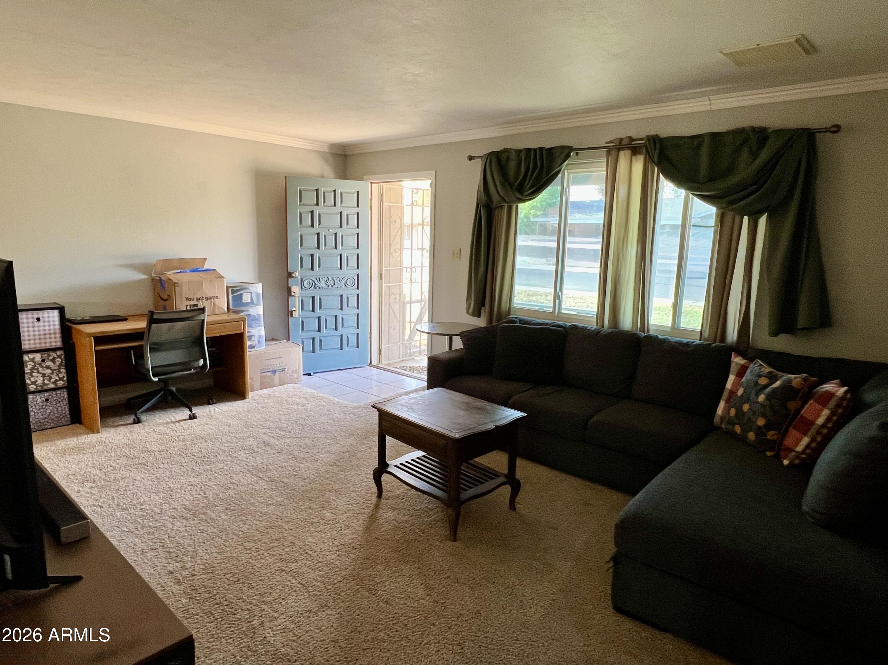 2439 West Freeway Lane Phoenix, AZ 85021 - Photo 7 of 28 IMG_7655