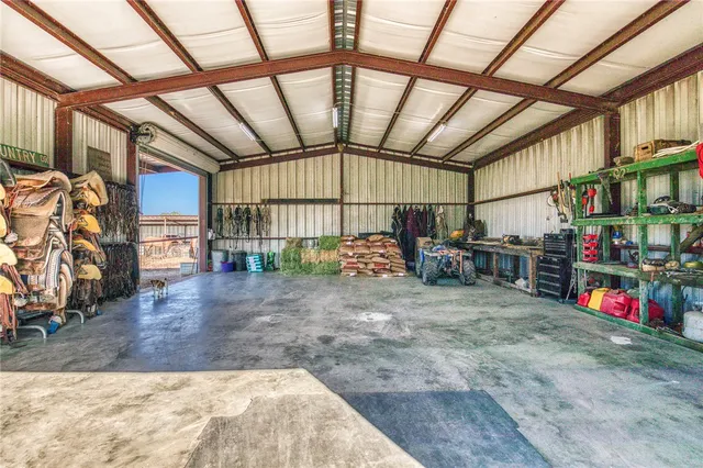 $650,000 | 20092 County Road 456, Normangee, TX 77871