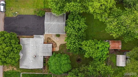 $189,900 | 9844 Mecca Lane, St. Ann, MO 63074