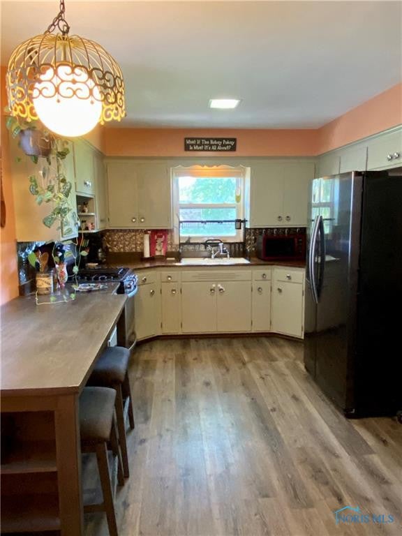 447 South Stadium Road Oregon, OH 43616 - Photo 8 of 40 Gallery Image 8