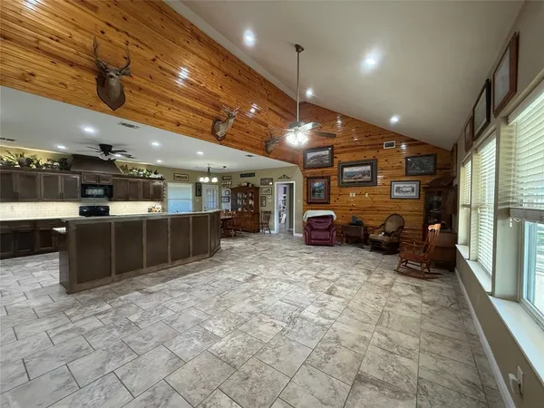 $794,000 | 2100 Cr 419 Comanche Tx 76442, Comanche, TX 76442