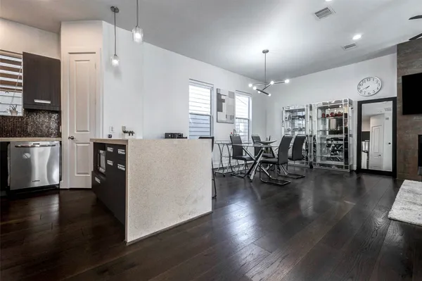 $429,990 | 5715 Larkin Street, Unit D, Houston, TX 77007