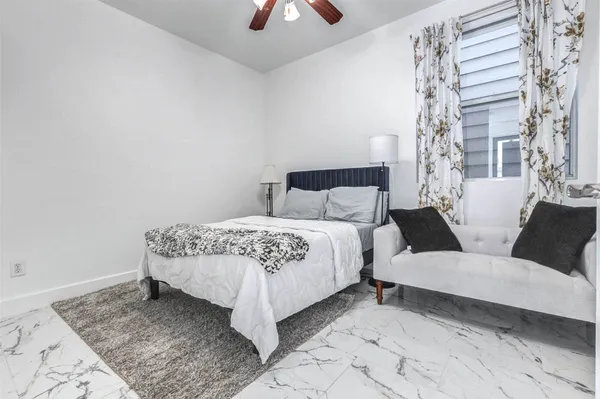 $429,990 | 5715 Larkin Street, Unit D, Houston, TX 77007