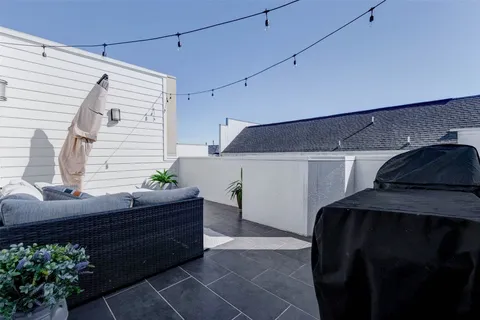 $435,000 | 5715 Larkin Street, Unit D, Houston, TX 77007