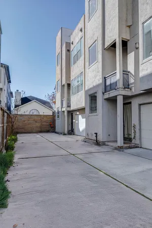 $429,990 | 5715 Larkin Street, Unit D, Houston, TX 77007