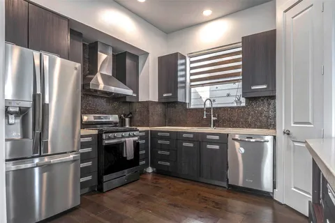 $435,000 | 5715 Larkin Street, Unit D, Houston, TX 77007