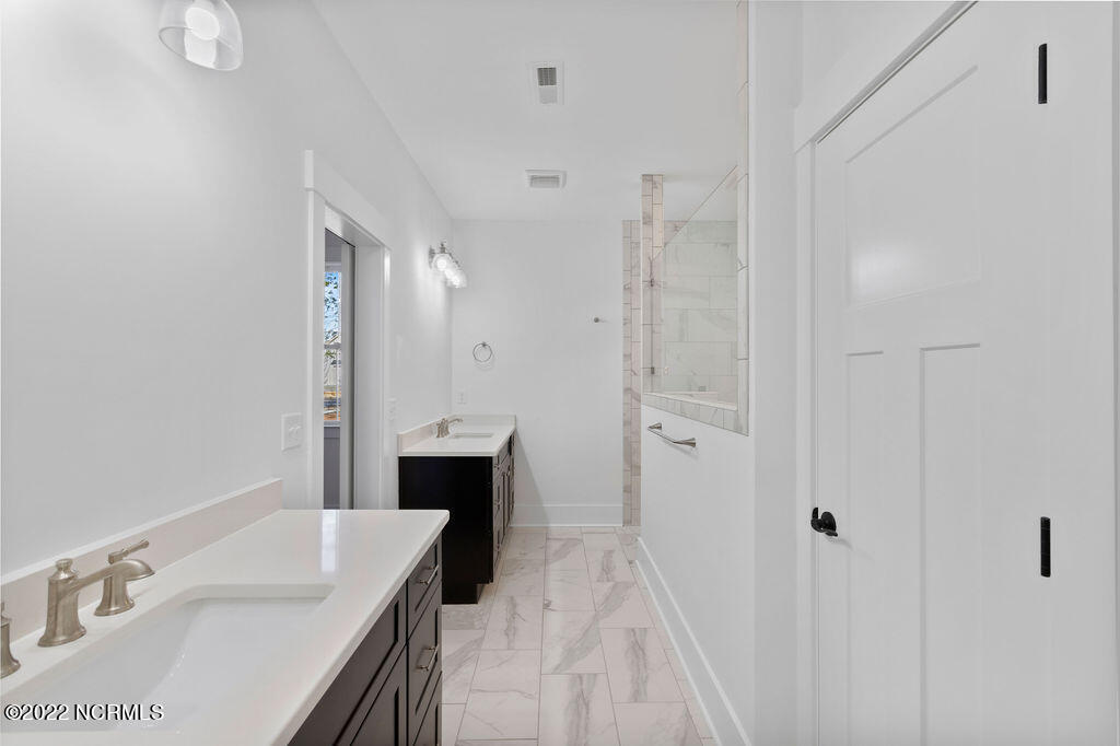 852 Crown Pointe Drive Hampstead, NC 28443 - Photo 25 of 70 IMG_7842