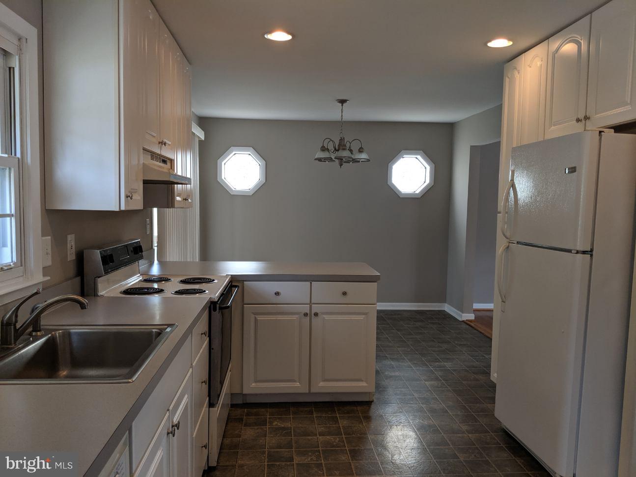 105 Colfax Road Newark, DE 19713 - Photo 3 of 9 Gallery Image 3