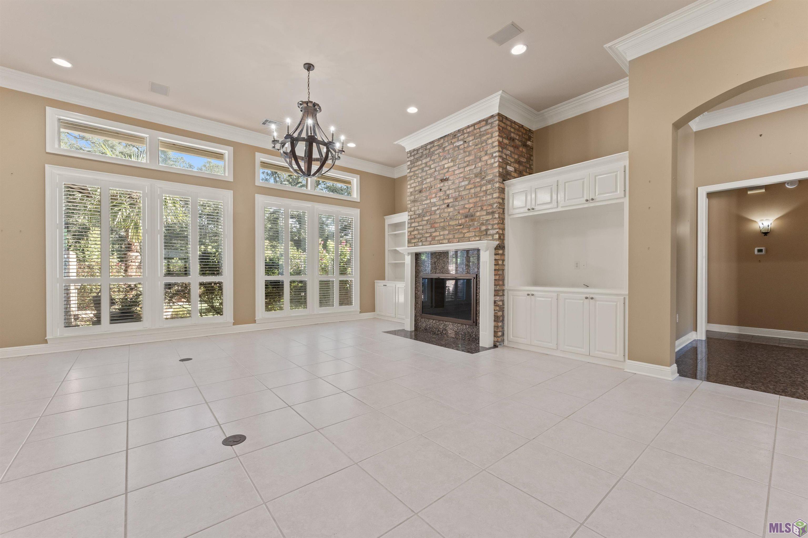 36408 Rue Lamonte Prairieville, LA 70769 - Photo 6 of 40 Living Room