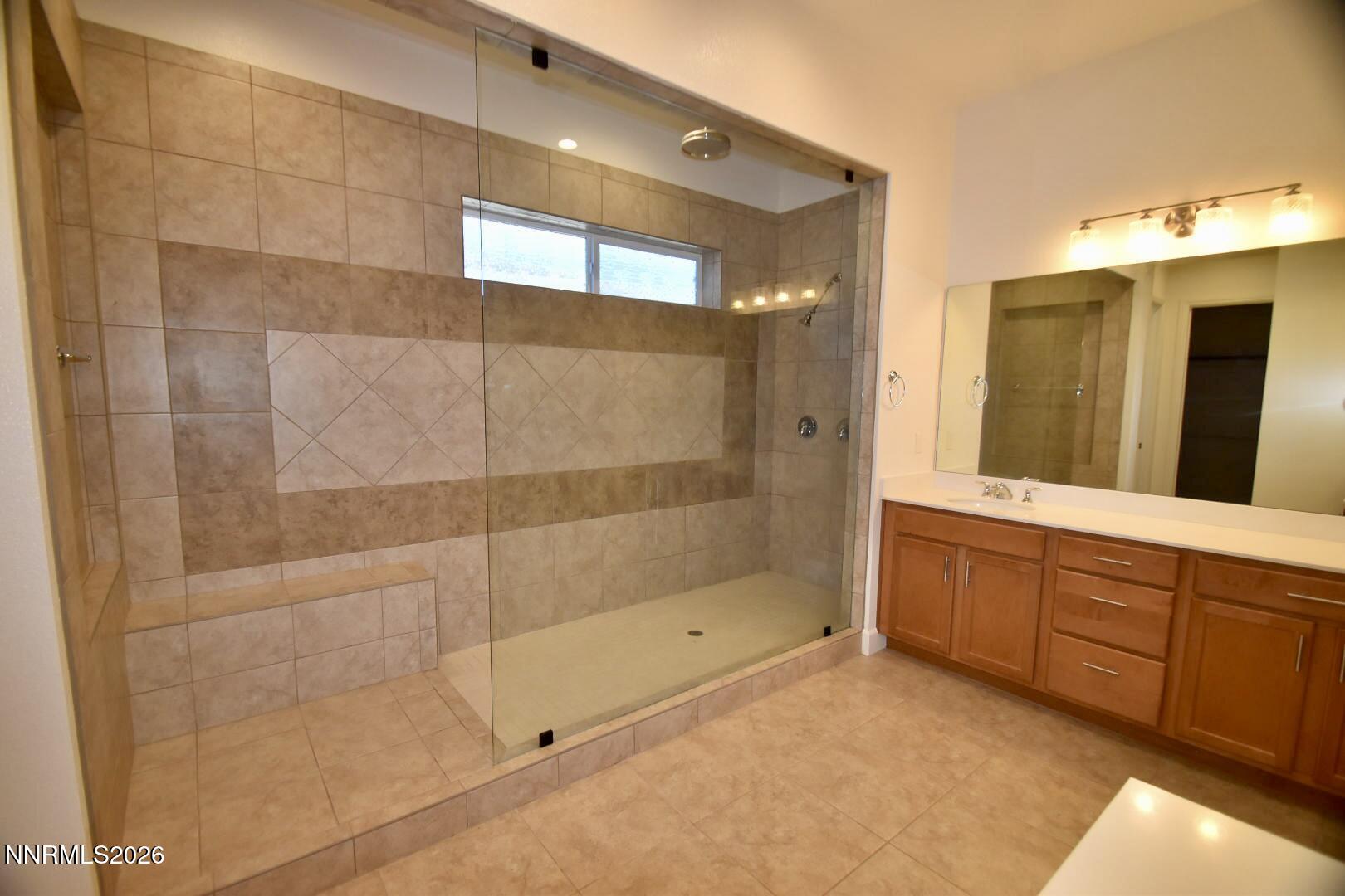 9728 Silverspar Street Reno, NV 89521 - Photo 14 of 22 PIC2920871