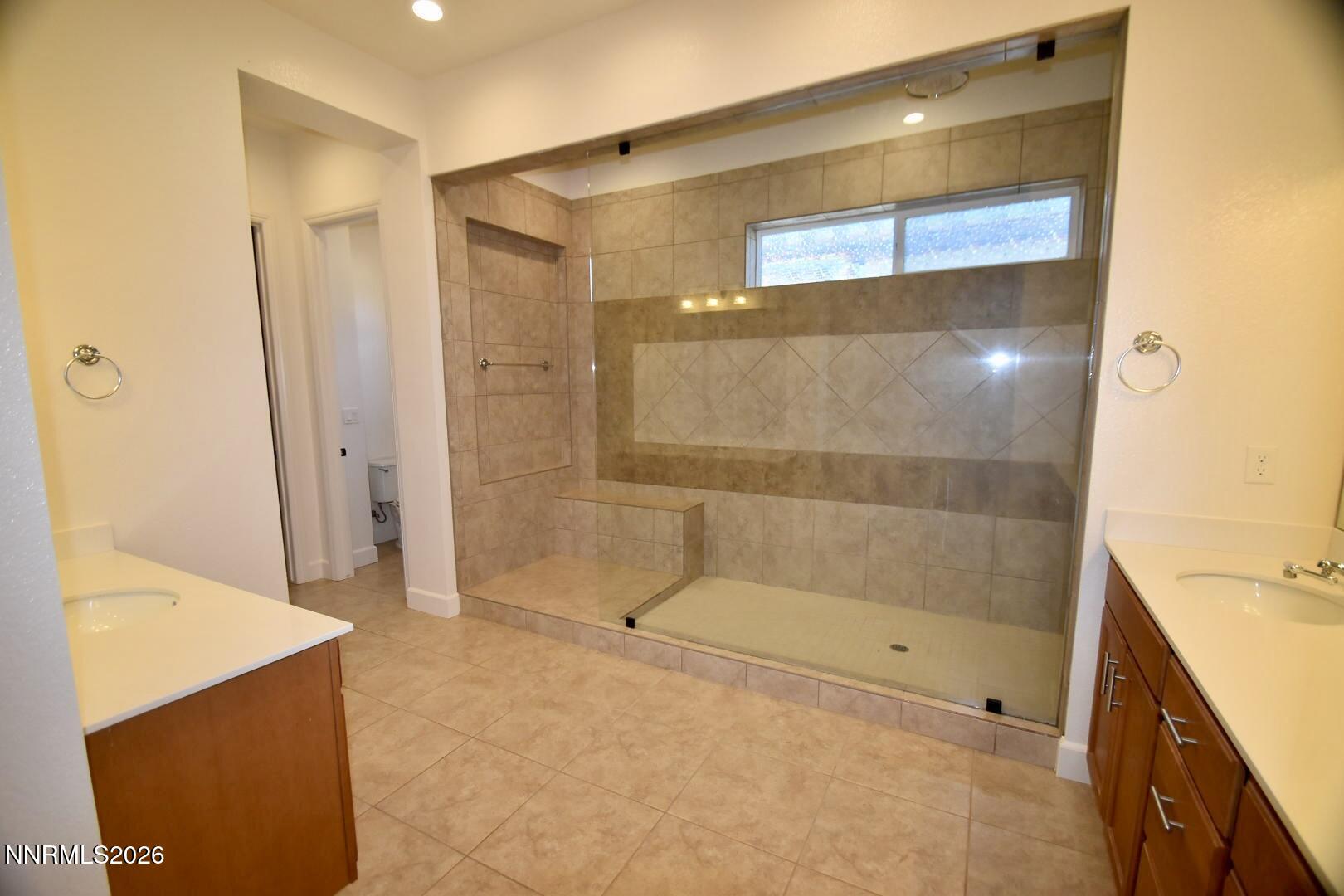 9728 Silverspar Street Reno, NV 89521 - Photo 15 of 22 PIC2920870