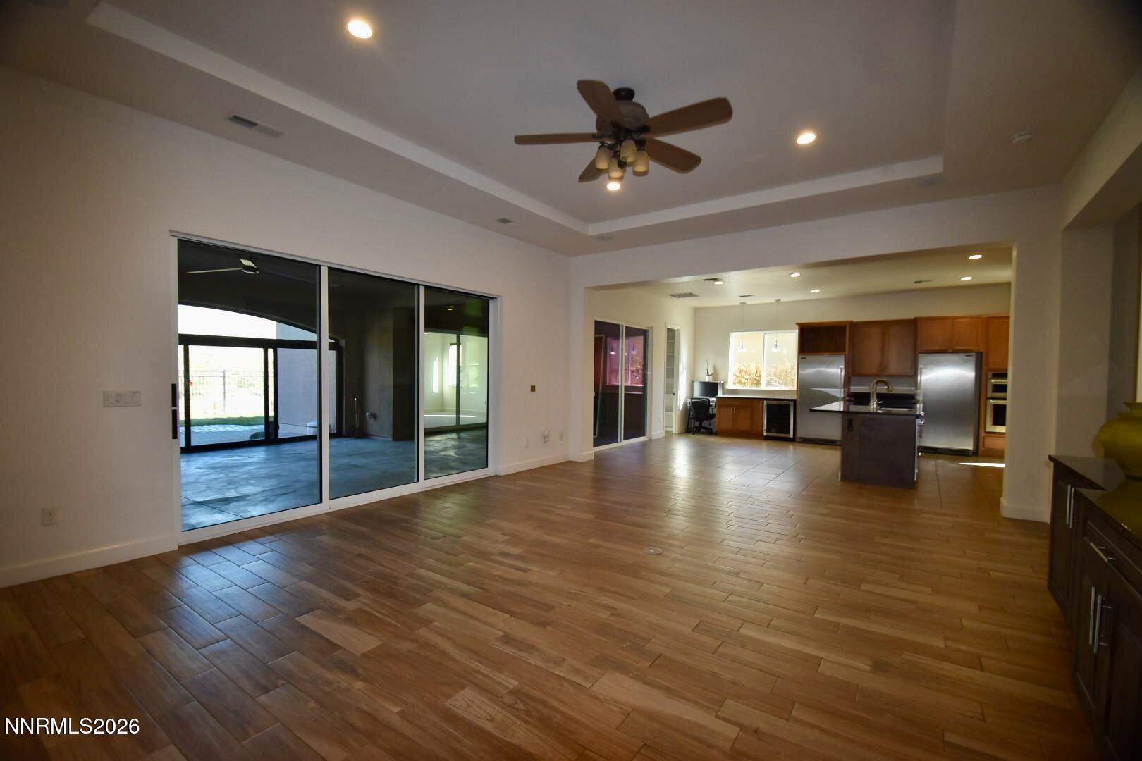 9728 Silverspar Street Reno, NV 89521 - Photo 17 of 22 PIC2920872