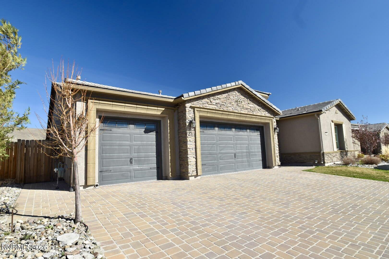 9728 Silverspar Street Reno, NV 89521 - Photo 2 of 22 PIC2920852