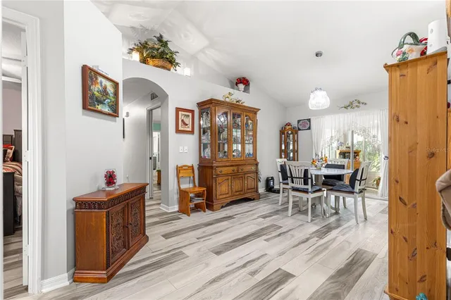 $304,900 | 17424 Southeast 111th Avenue, Summerfield, FL 34491