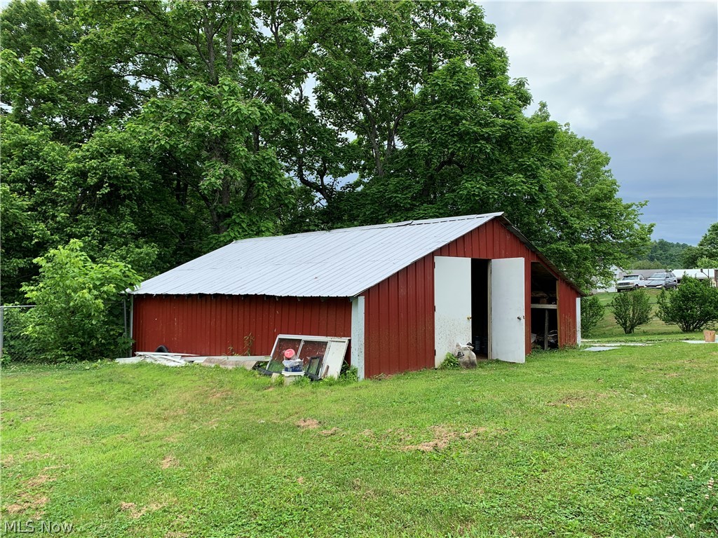 19 Overhill Road Shinnston, WV 26431 - Photo 7 of 9