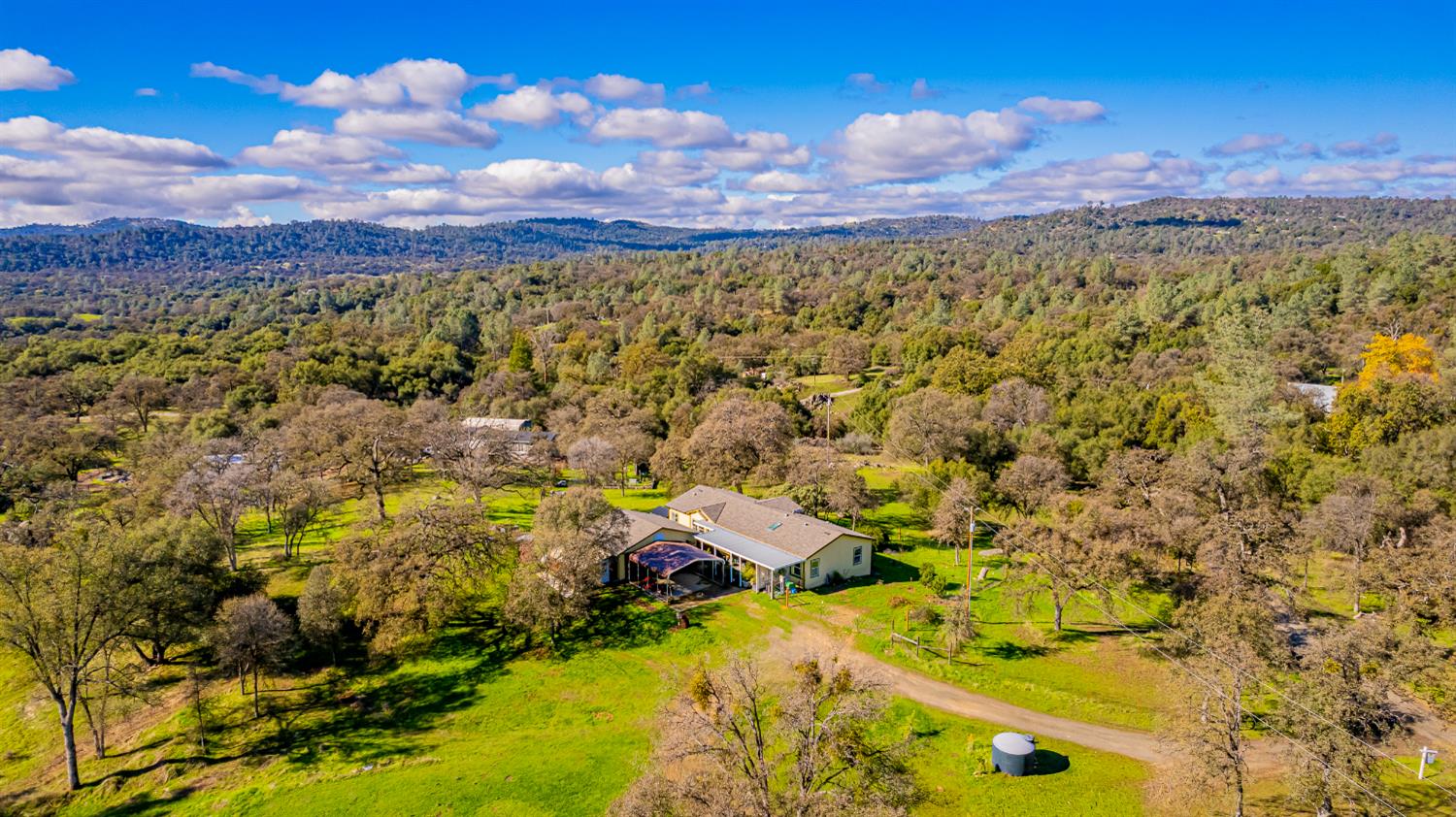3335 Wildcat Road Mariposa, CA 95338 - Photo 2 of 48 a view of lake and mountain