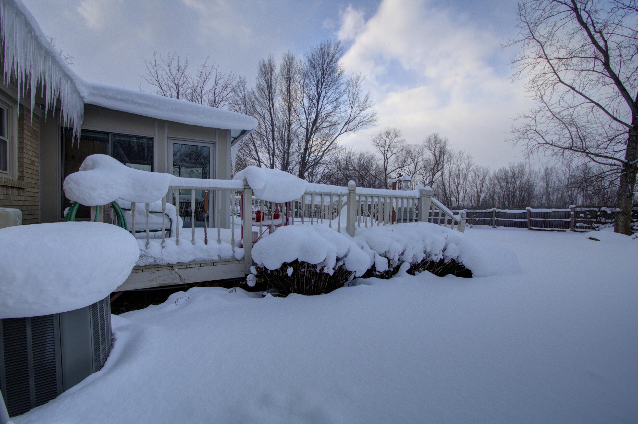 3891 56th Street Southwest Wyoming, MI 49418 - Photo 3 of 18 -