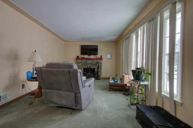 $320,000 | 3891 56th Street Southwest, Wyoming, MI 49418