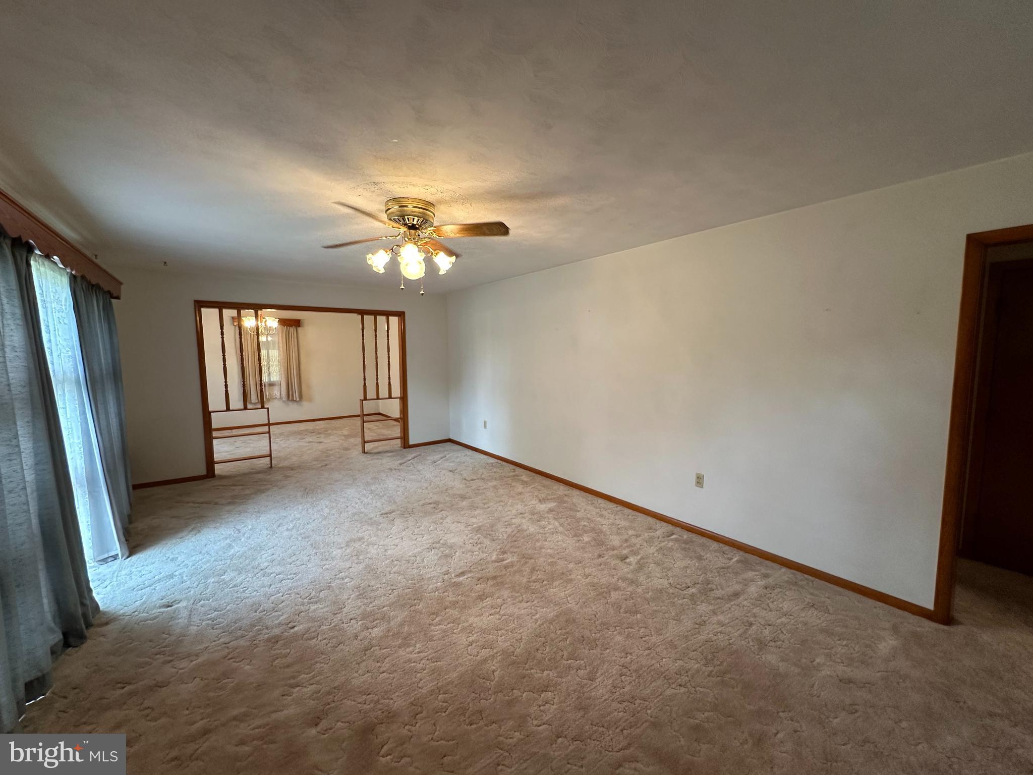 228 Fairview Road Luray, VA 22835 - Photo 6 of 33 Gallery Image 6