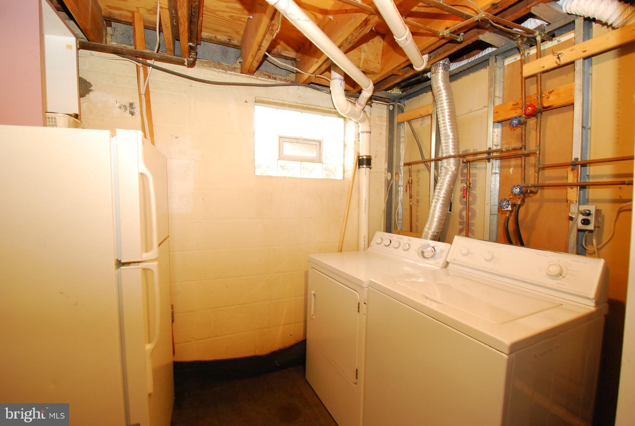 11614 Veirs Mill Road Silver Spring, MD 20902 - Photo 14 of 26 Laundry