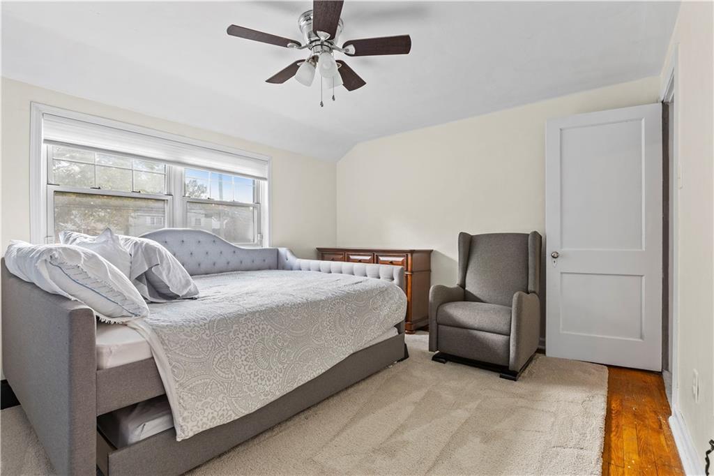 830 Shadycrest Road Pittsburgh, PA 15216 - Photo 13 of 25 Gallery Image 13