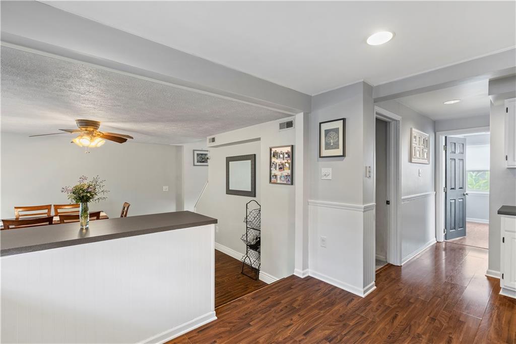 830 Shadycrest Road Pittsburgh, PA 15216 - Photo 16 of 25 Gallery Image 16