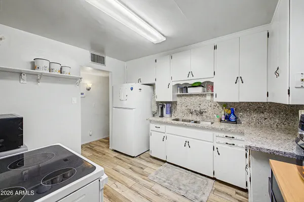 $320,000 | 3014 West Solano Drive South, Phoenix, AZ 85017