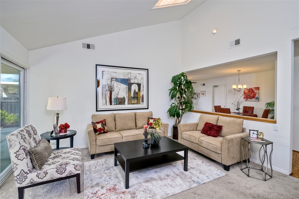 13124 Tobiasson Road Poway, CA 92064 - Photo 3 of 23