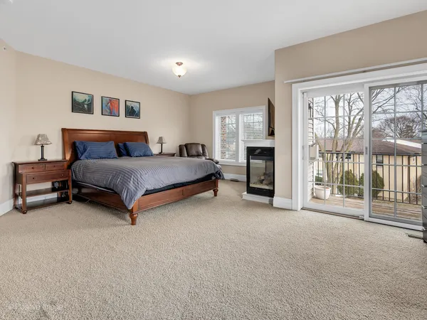 $724,900 | 1454 East Northwest Highway, Arlington Heights, IL 60004
