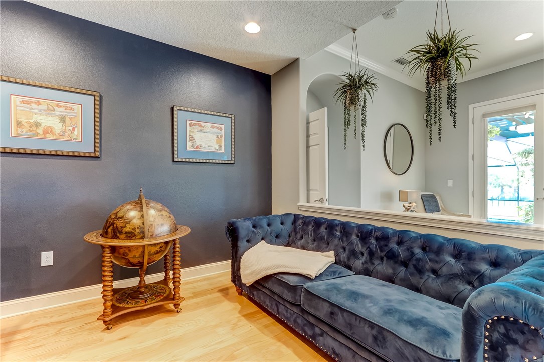 96266 Dowling Drive Yulee, FL 32097 - Photo 15 of 35 a living room with furniture and a large window