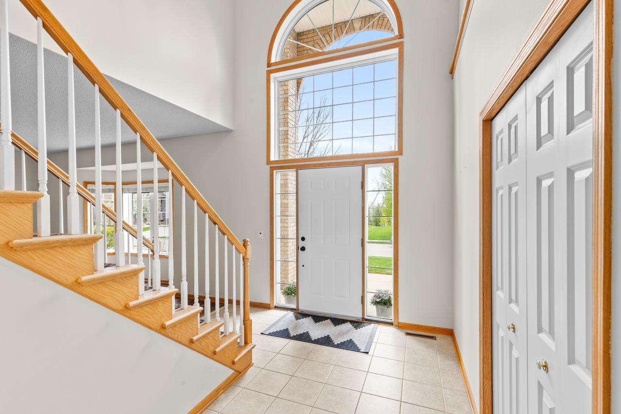 9724 Geisler Road Eden Prairie, MN 55347 - Photo 12 of 65 Gallery Image 12