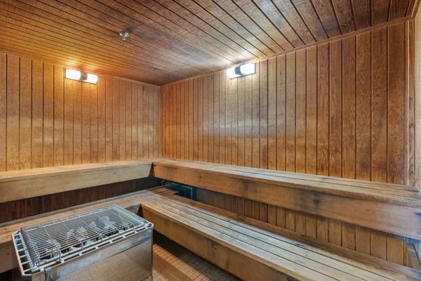 $1,295 | 66 9th Street East, Unit 2501, St. Paul, MN 55101