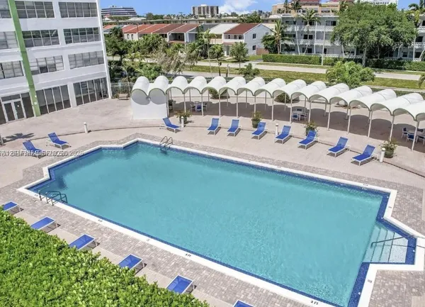 $2,600 | 2100 Sans Souci Boulevard, Unit A410, North Miami, FL 33181