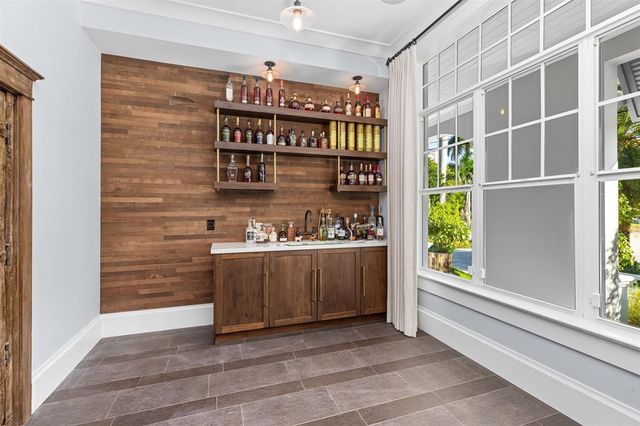 $8,995,000 | 2317 Delmar Place, Fort Lauderdale, FL 33301